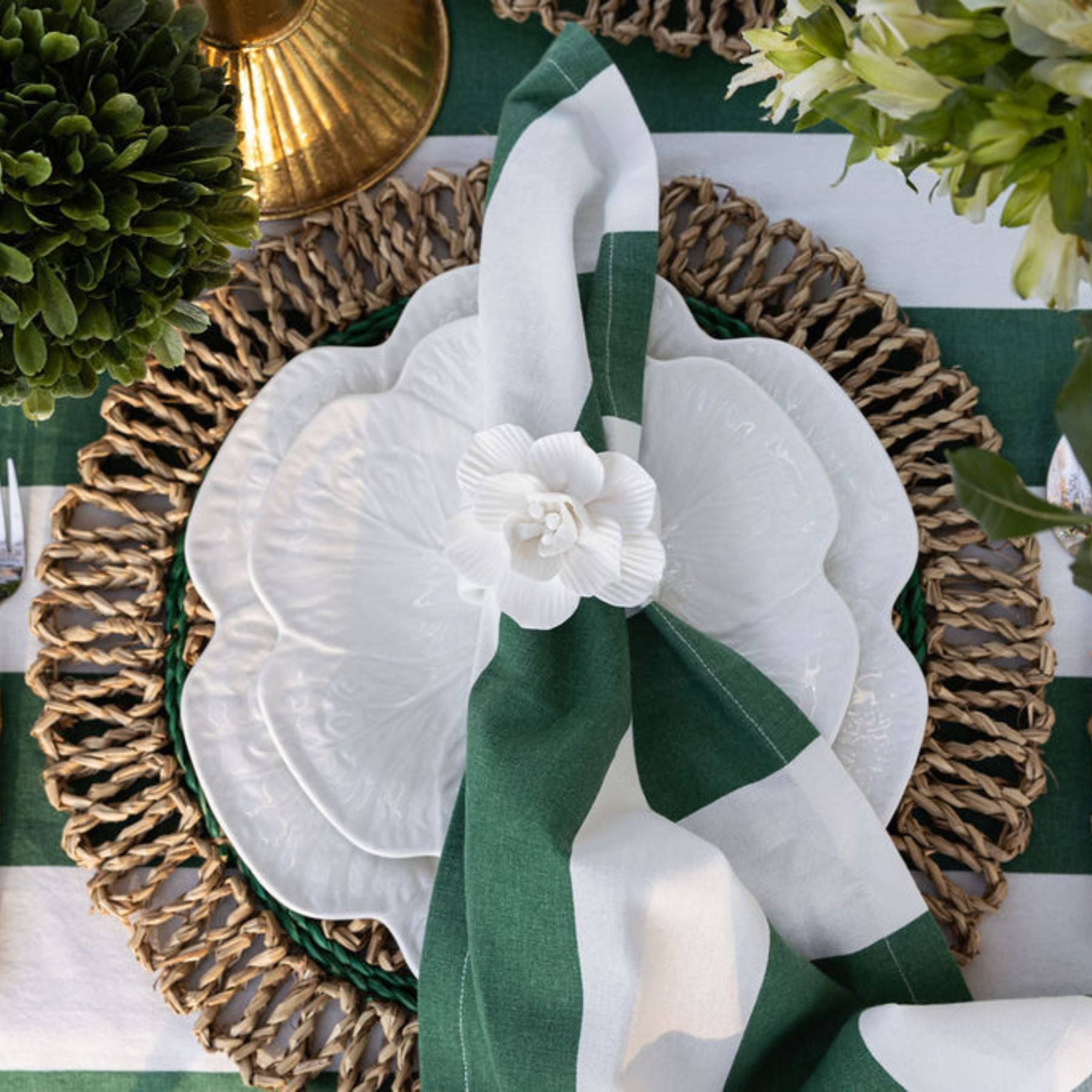 White Cabbage Dinner Plate - LUXE AND BEAU