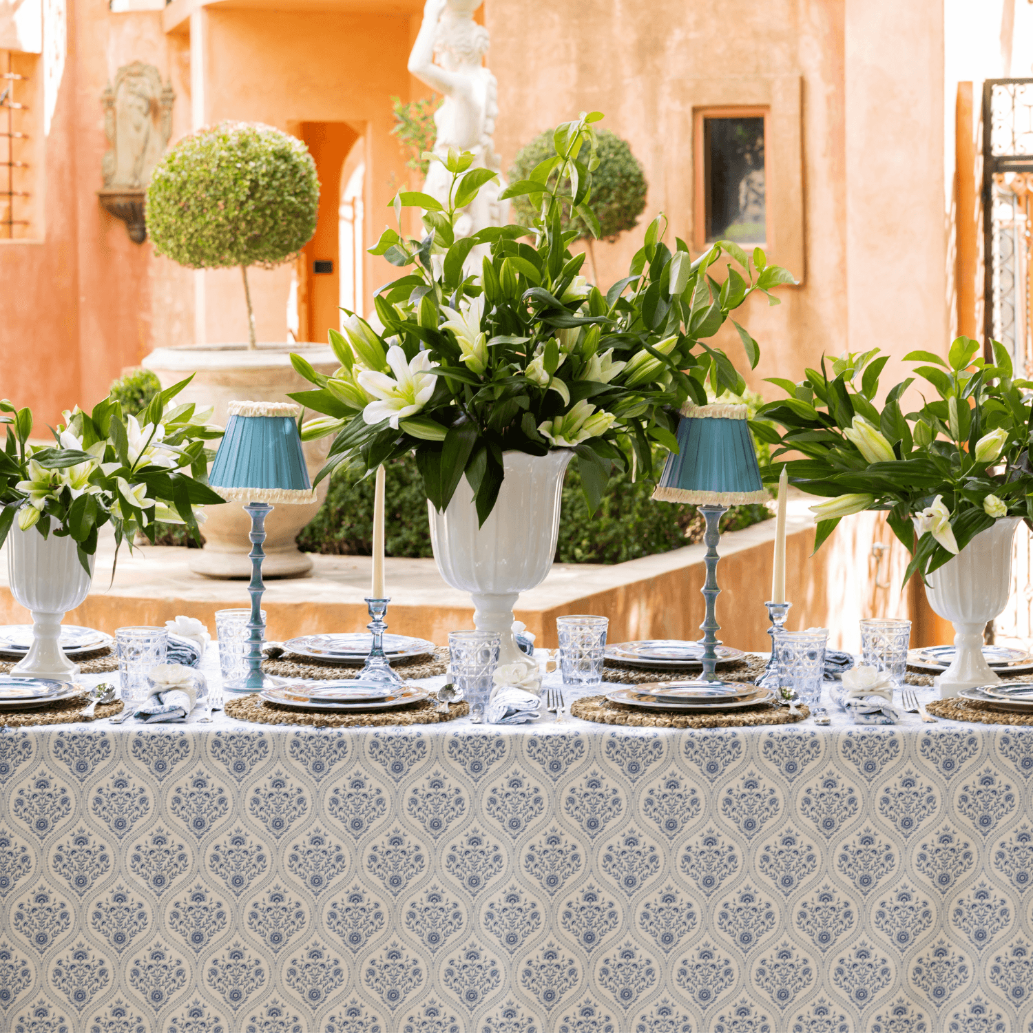 Blue Willow Trellis Napkins (Set of 4) - LUXE AND BEAU