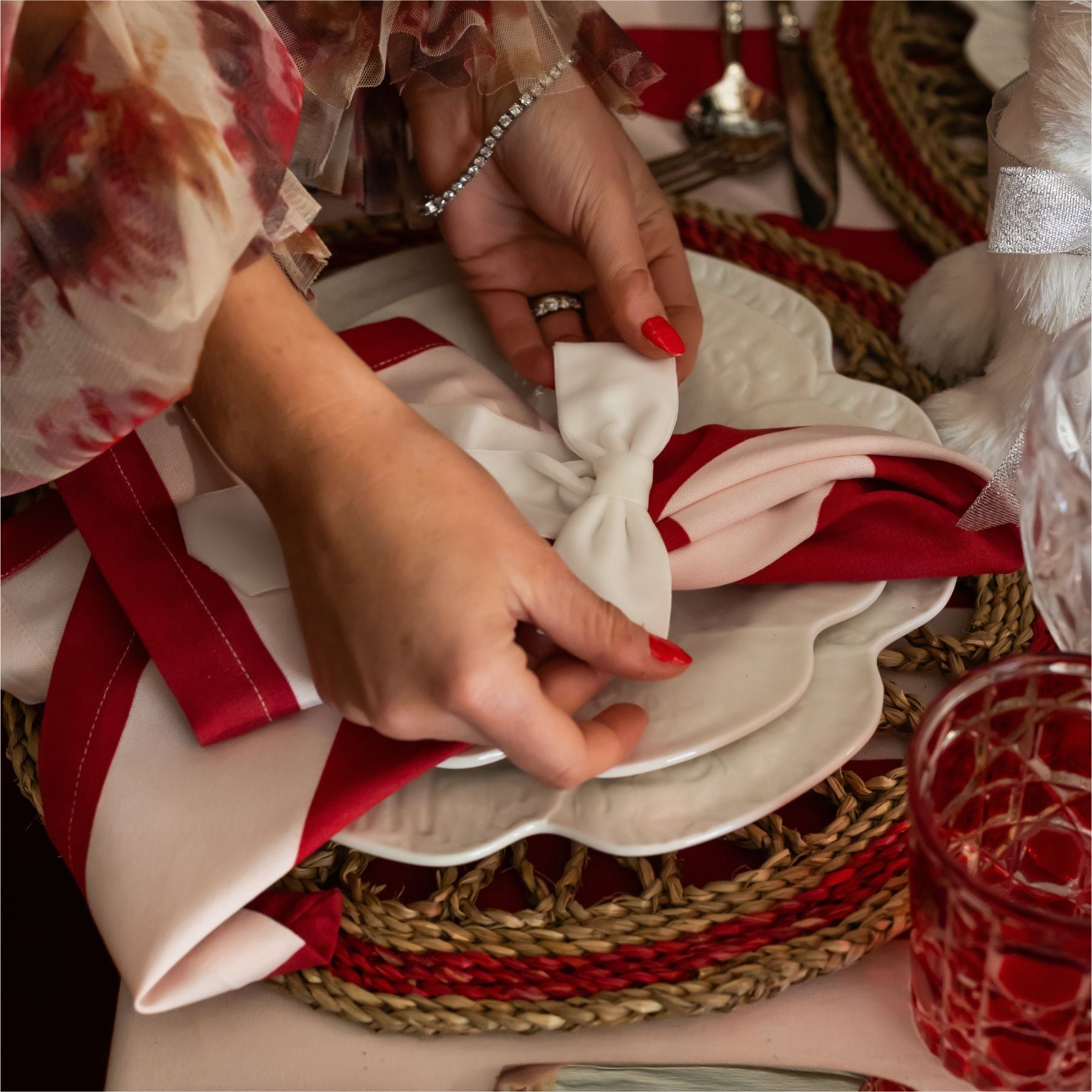 Rouge Stripe Napkins (Set of 4) - LUXE AND BEAU