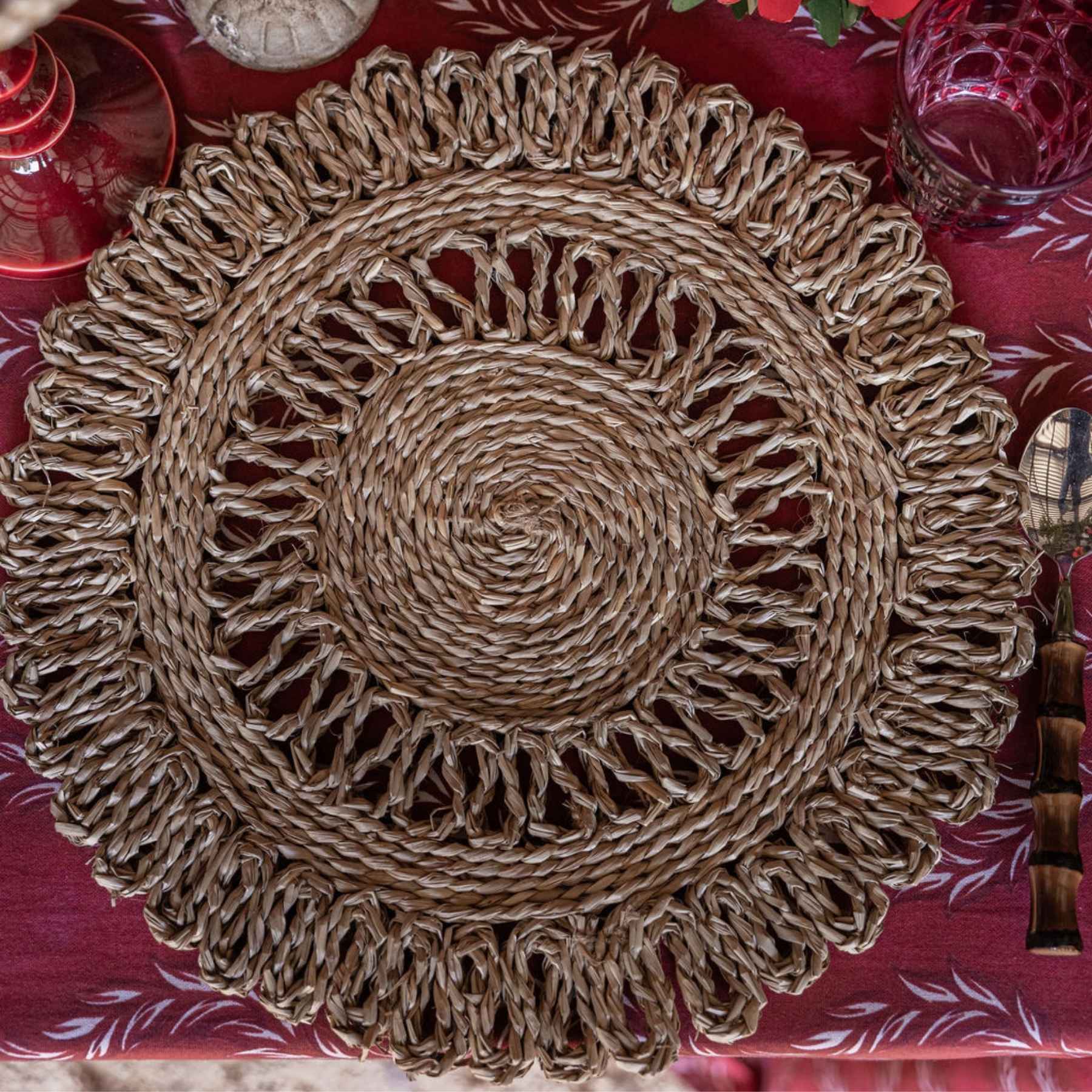 Natural Seagrass Placemat (Set of 4) - LUXE AND BEAU