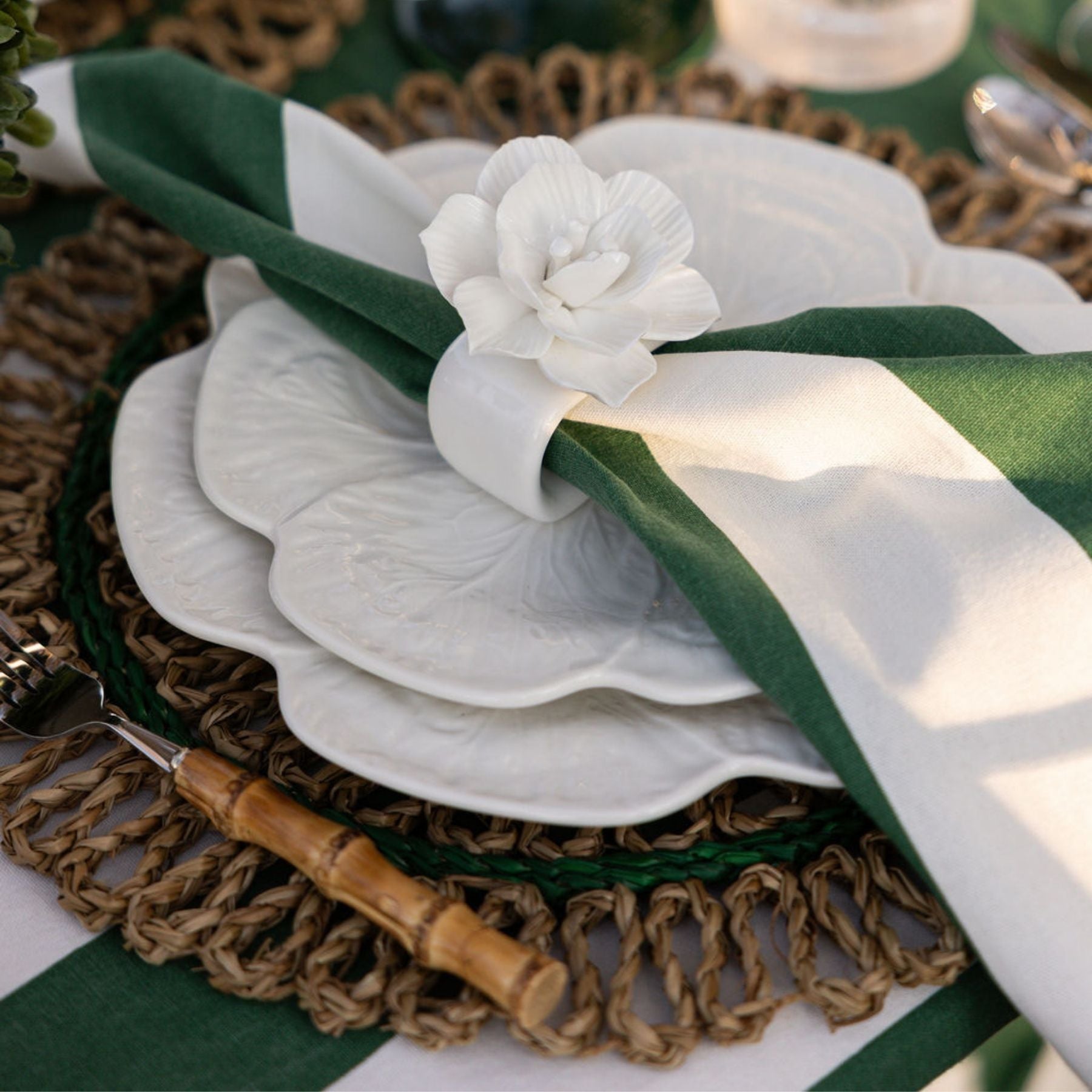 Green Seagrass Placemat (Set of 4) - LUXE AND BEAU