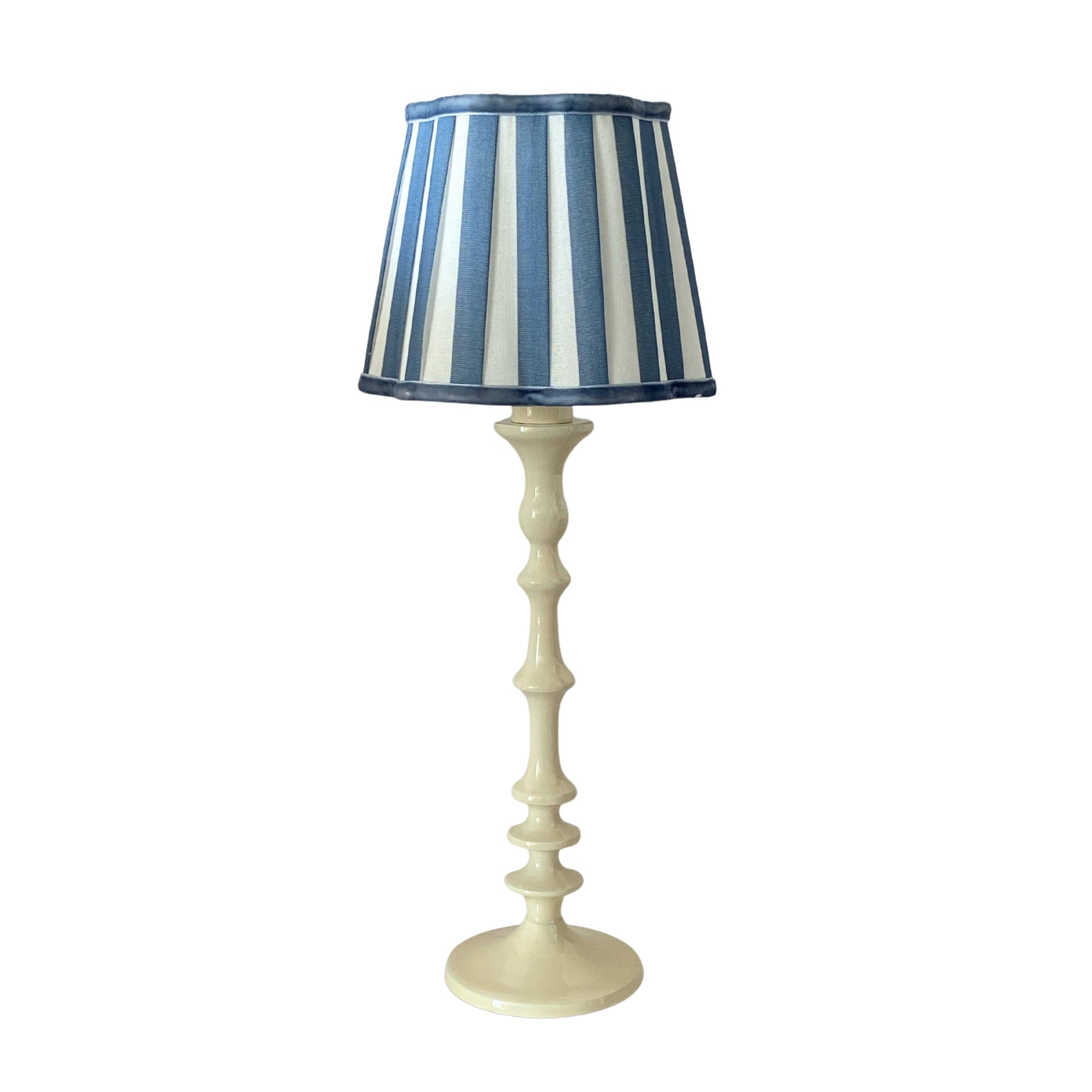 Ocean Blue Stripe Scallop Lamp Shade & Ivory Base - Table Lamp - LUXE AND BEAU