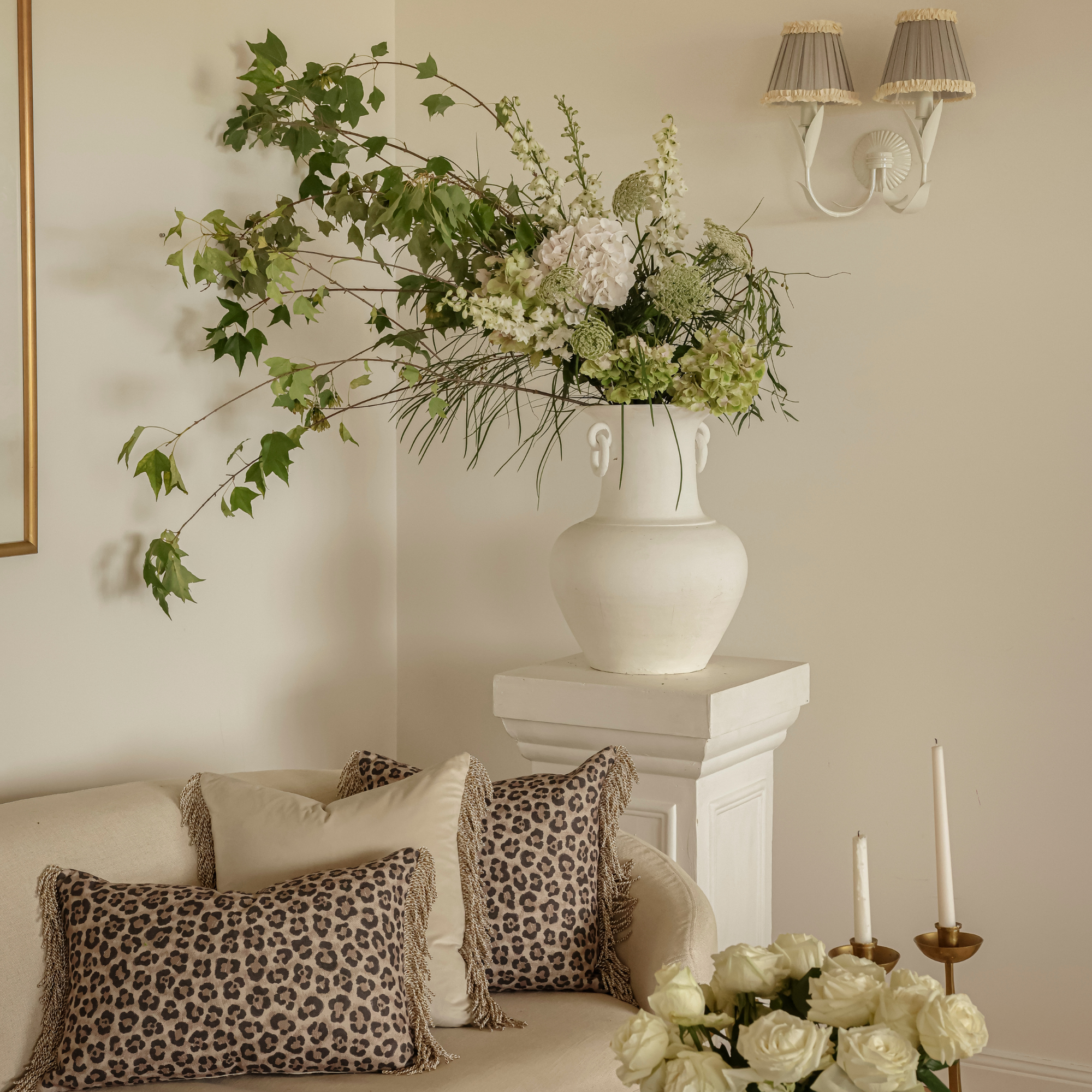 La Fleur Ivory Wall Sconce - LUXE AND BEAU
