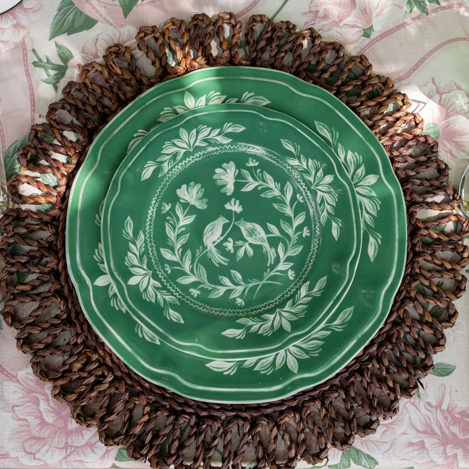 Chinoiserie Green and White Starter Plate - LUXE AND BEAU