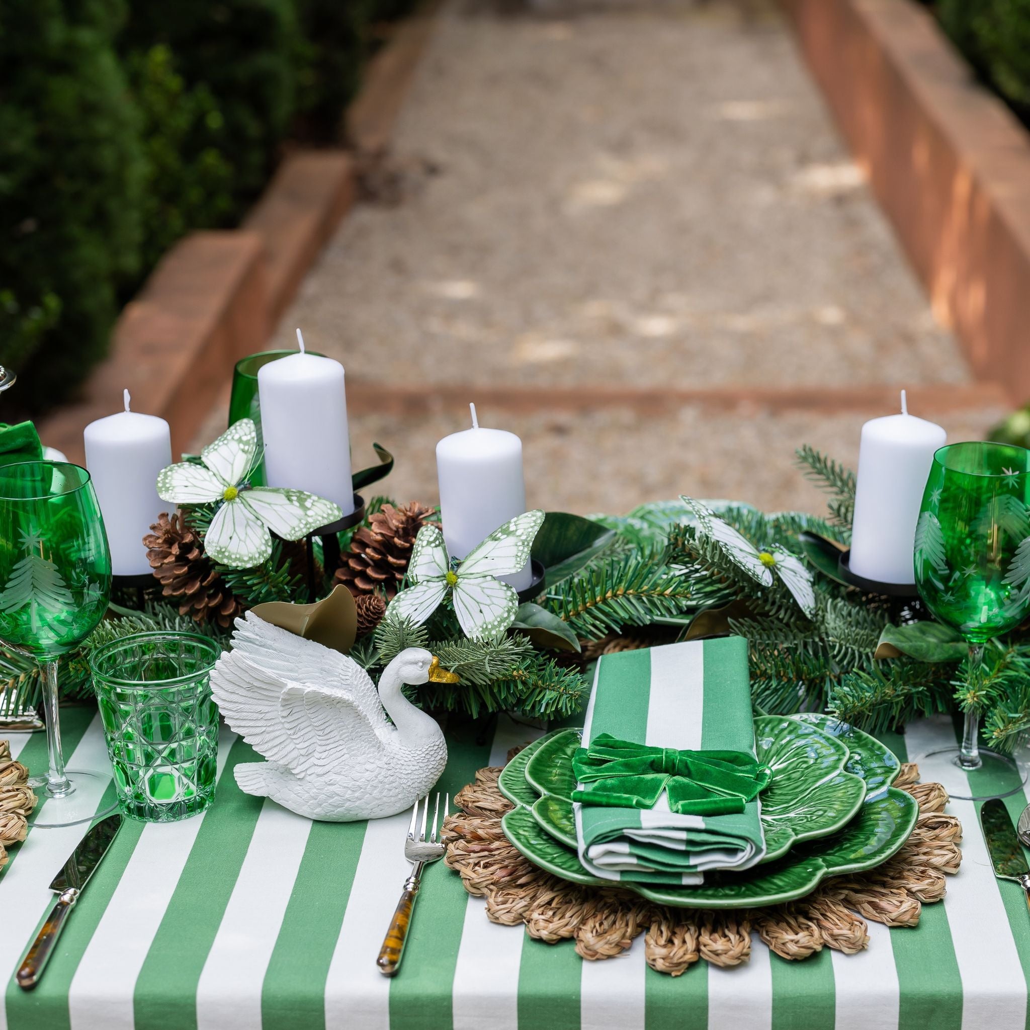 Green Cabbage Starter Plate - LUXE AND BEAU