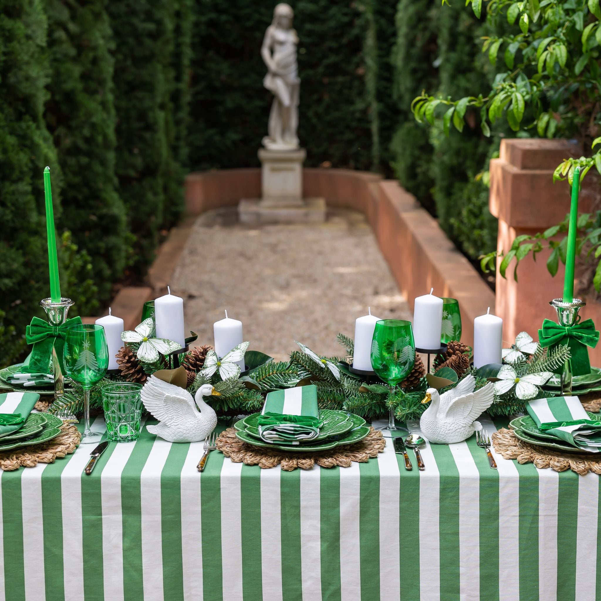 Green Cabbage Starter Plate - LUXE AND BEAU