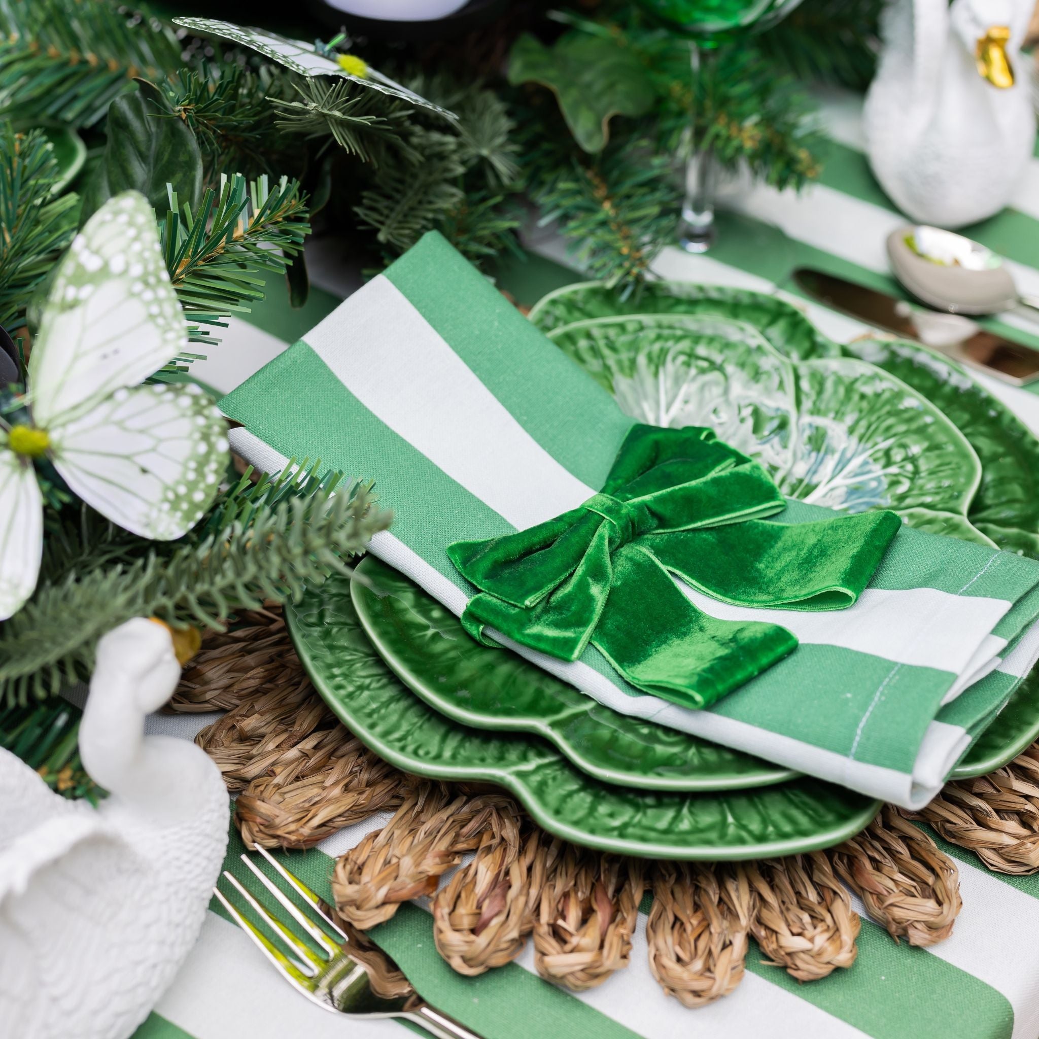 Green Cabbage Starter Plate - LUXE AND BEAU