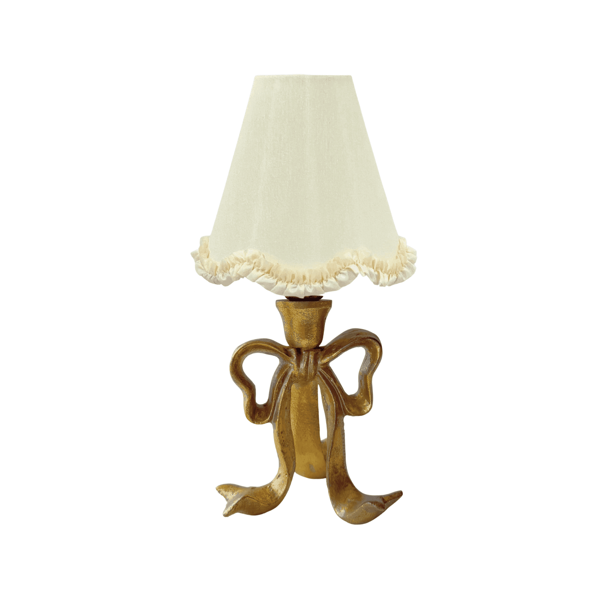 Ivory Scallop Ruffle Lamp Shade & Beau Base - Table Lamp - LUXE AND BEAU