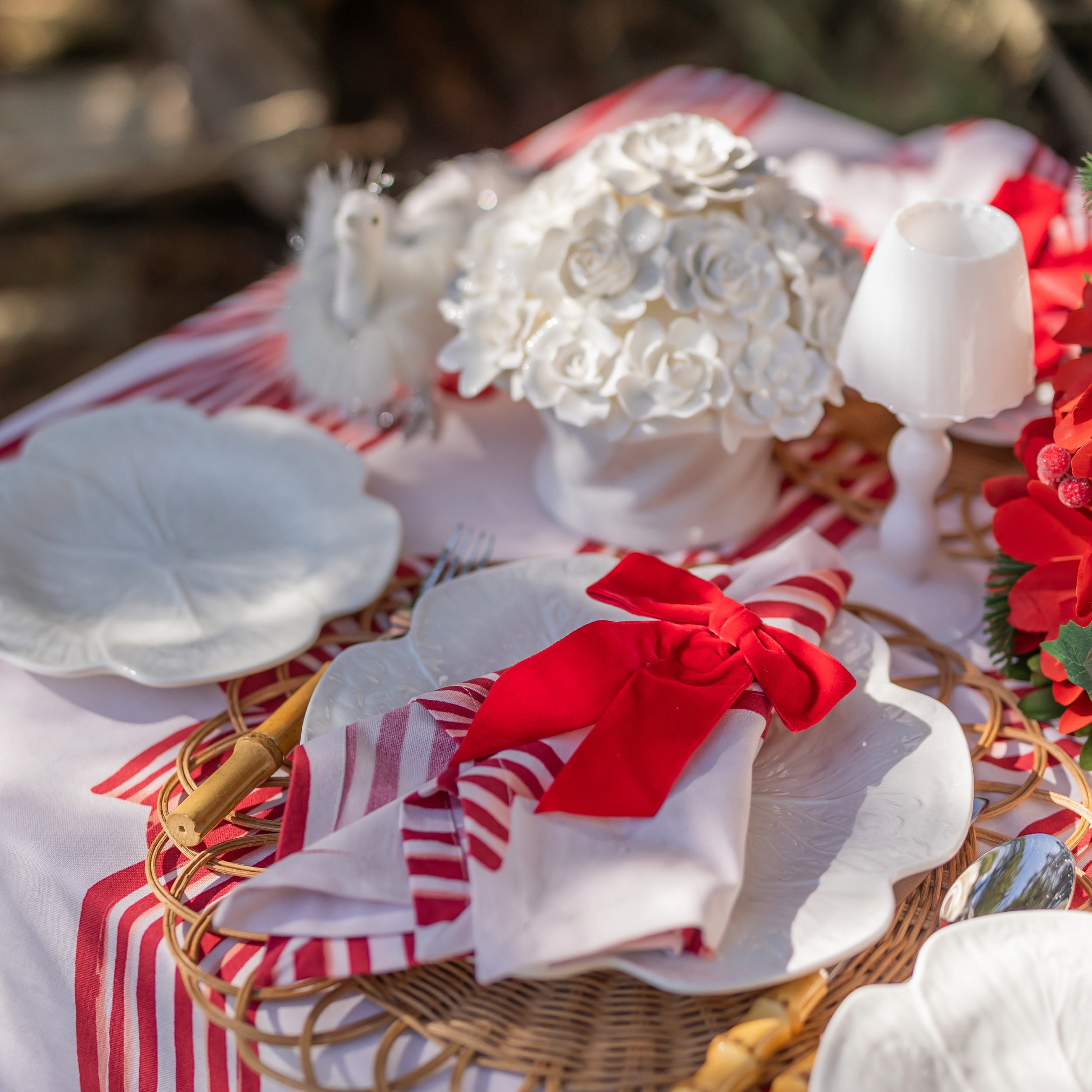 Red Bow Napkins (Set Of 4) - LUXE AND BEAU