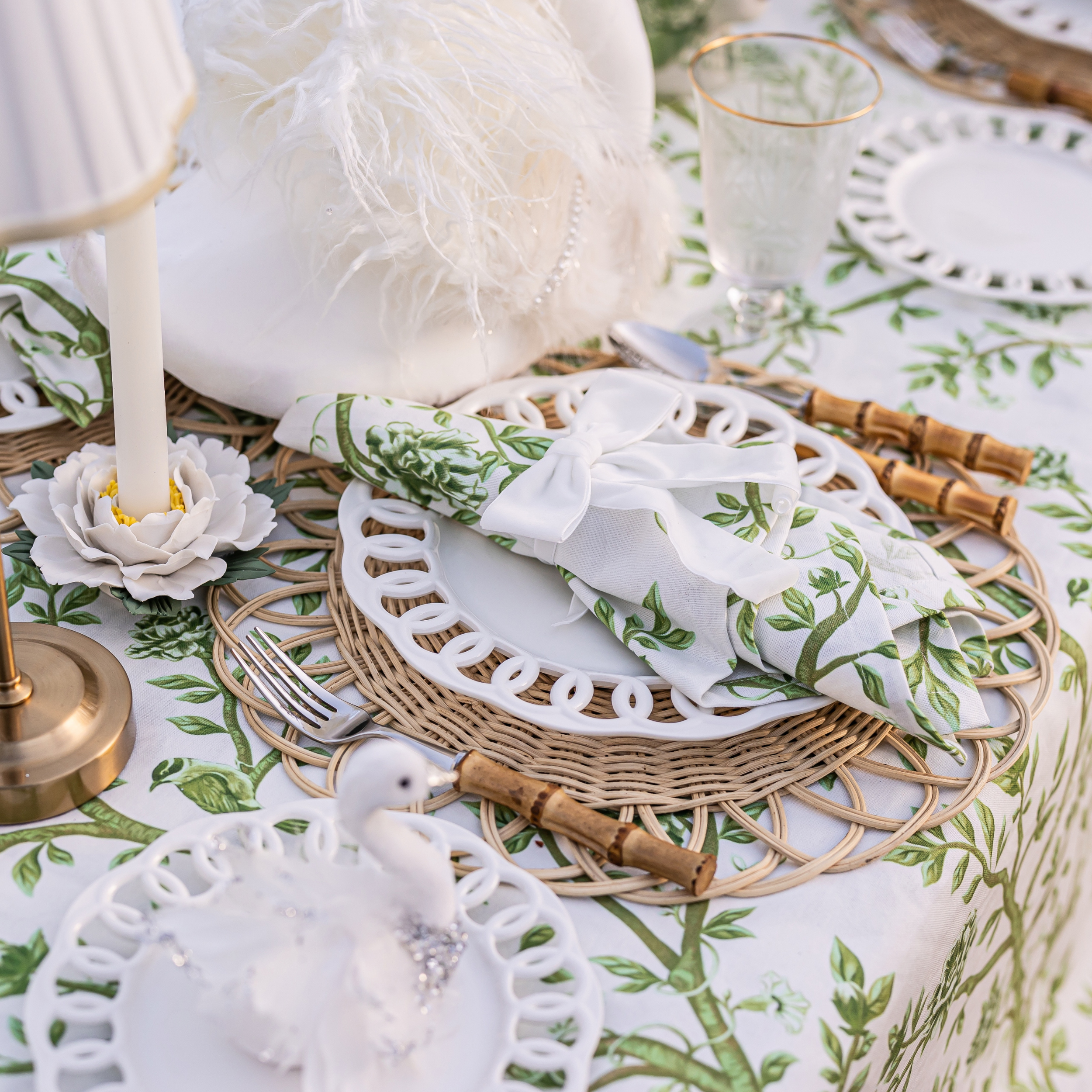 Light Rattan Placemat (Set of 4) - LUXE AND BEAU