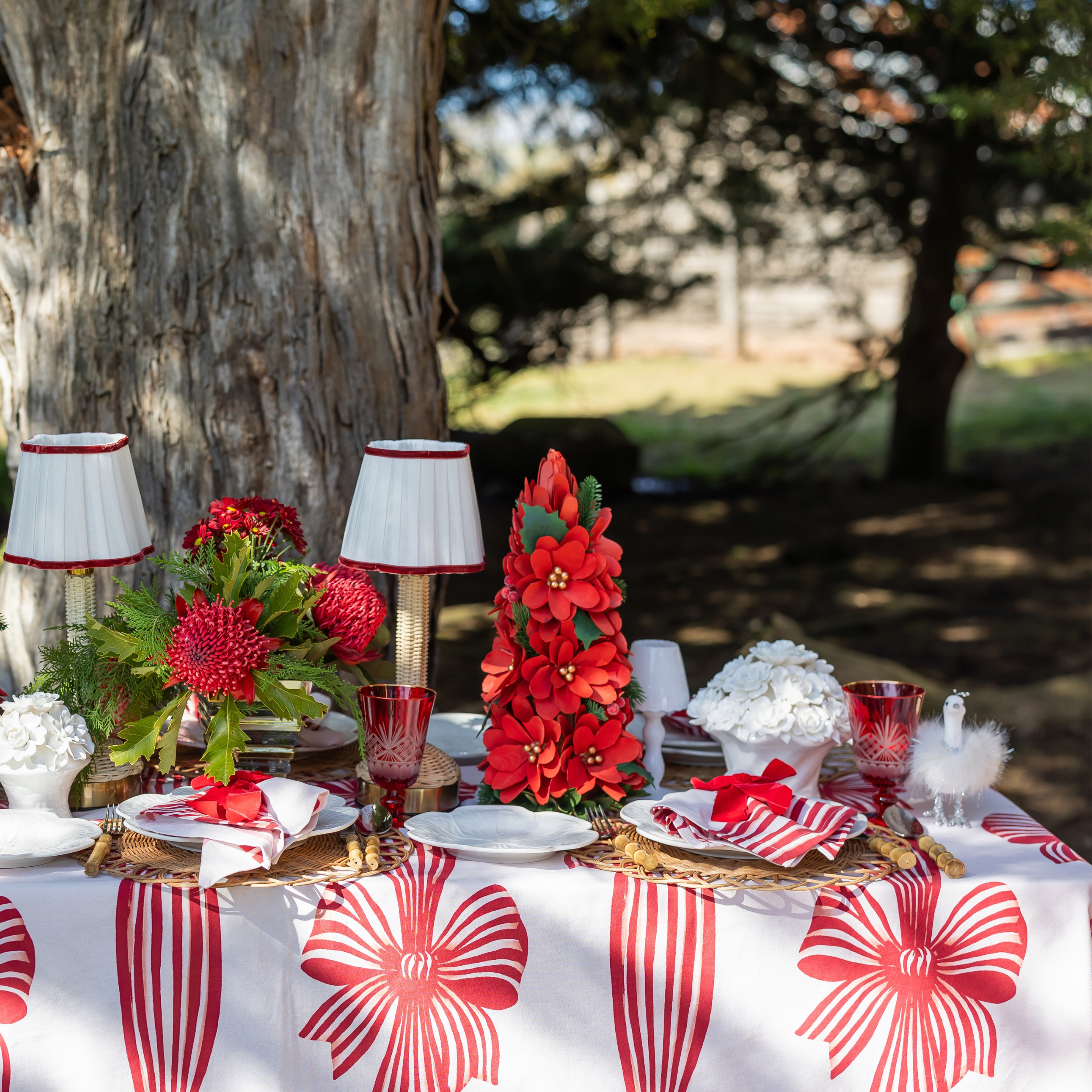 Cleo The Peacock (Pair) - LUXE AND BEAU