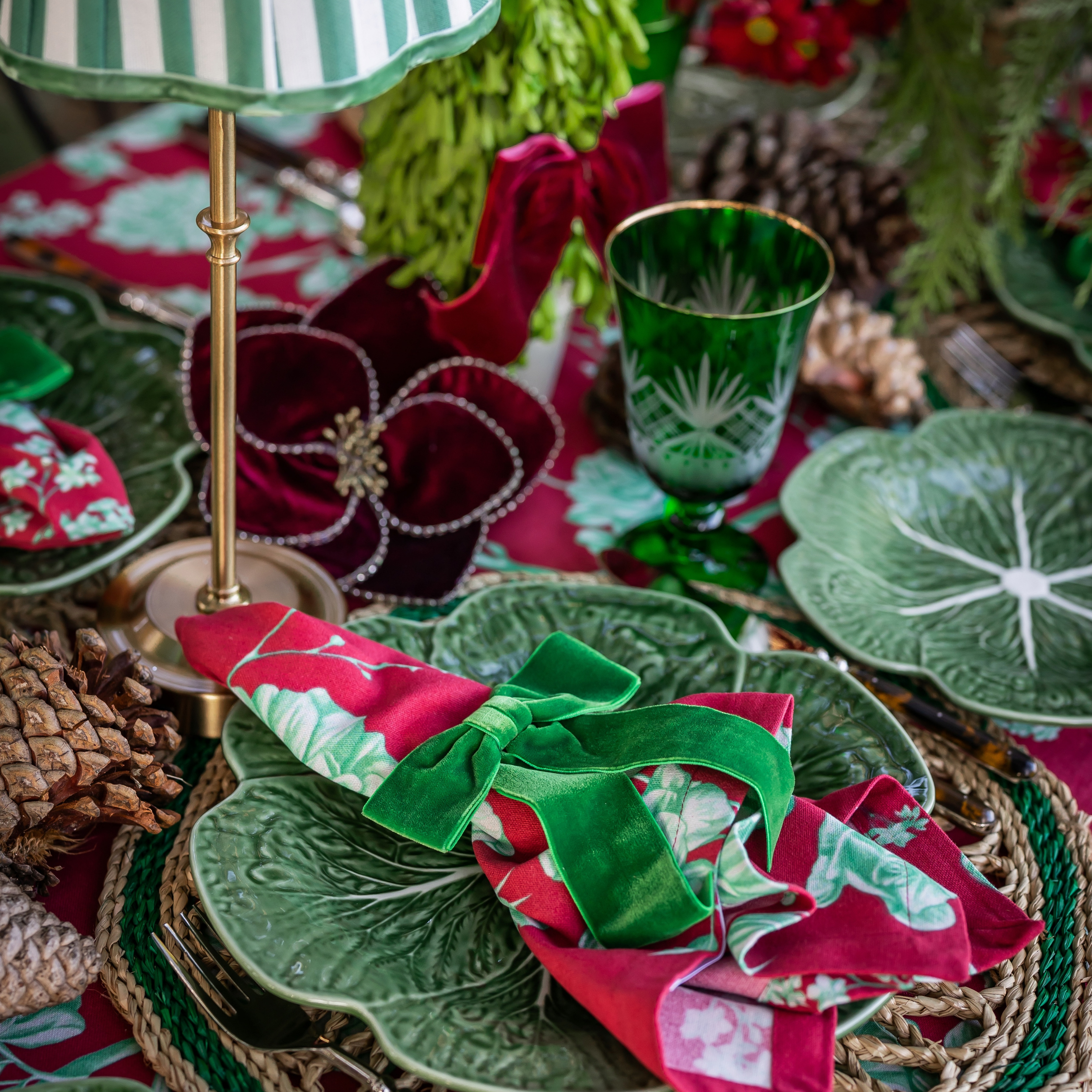 Deep Red Flower Decoration (Set of 4) - LUXE AND BEAU