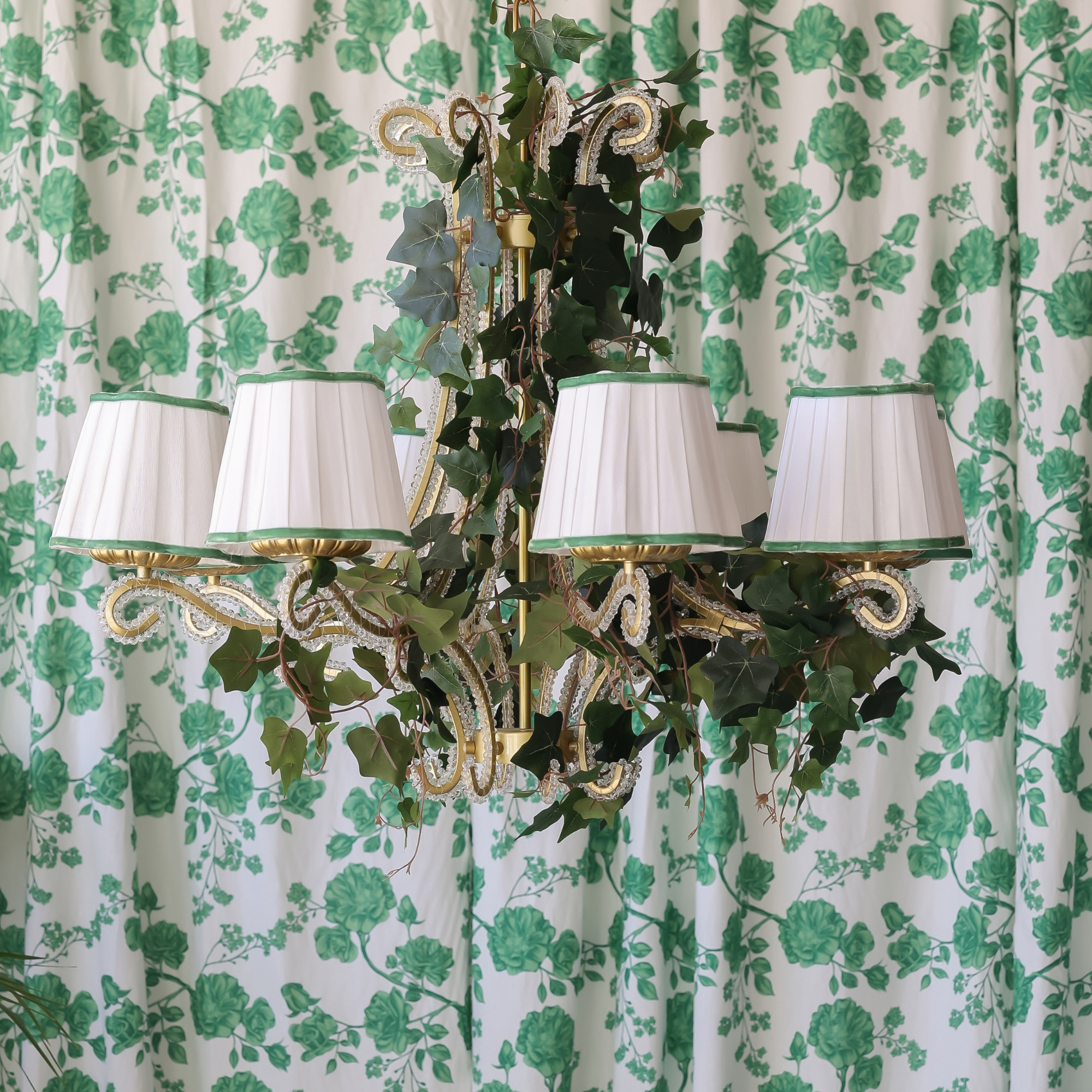 Green Velvet Trim Scallop Lamp Shade - LUXE AND BEAU