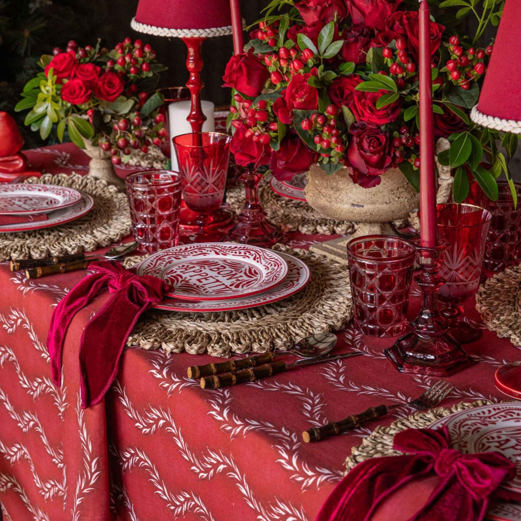 Rouge Vine Napkins (Set of 4) - LUXE AND BEAU