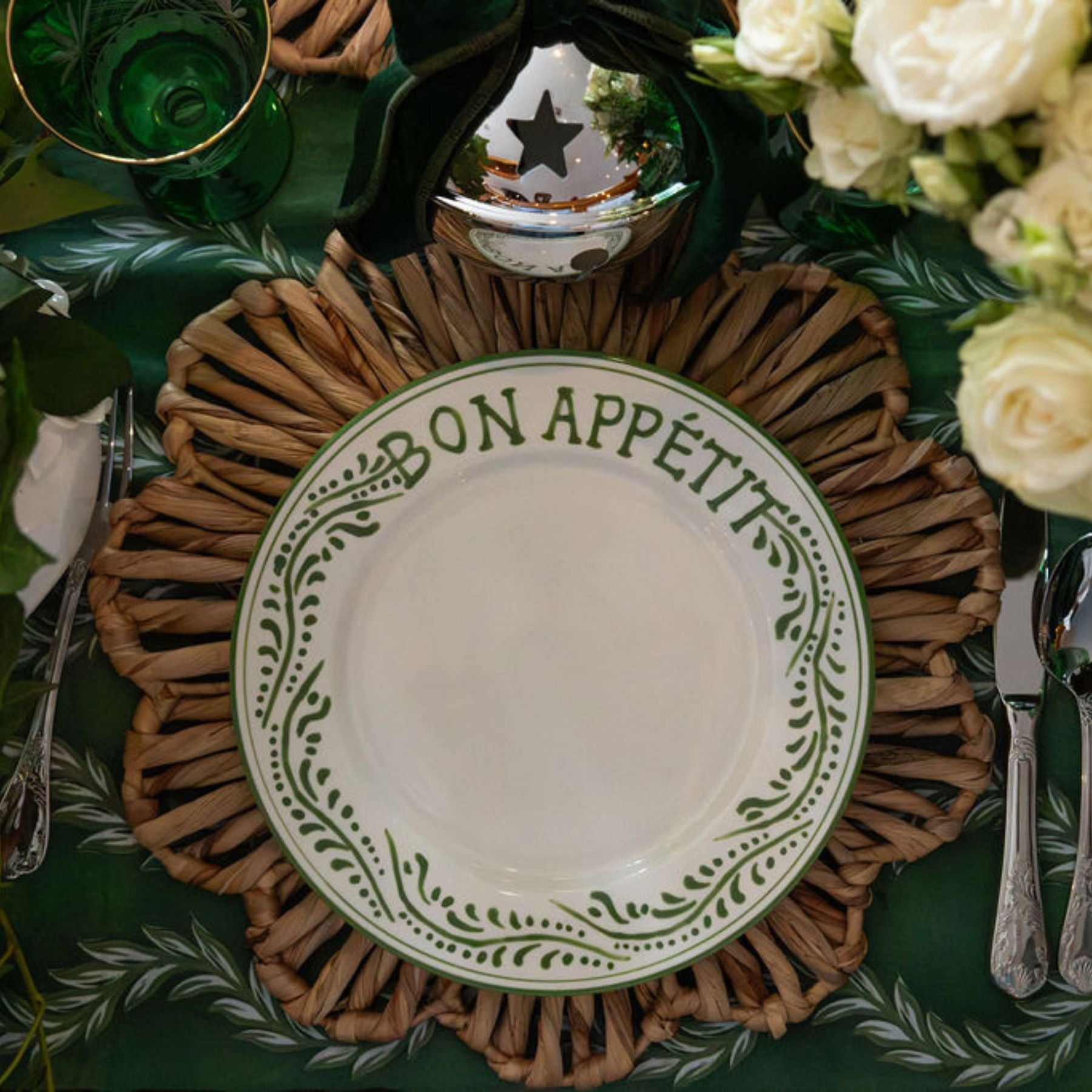 Green Bon Appetit Dinner Plate - LUXE AND BEAU