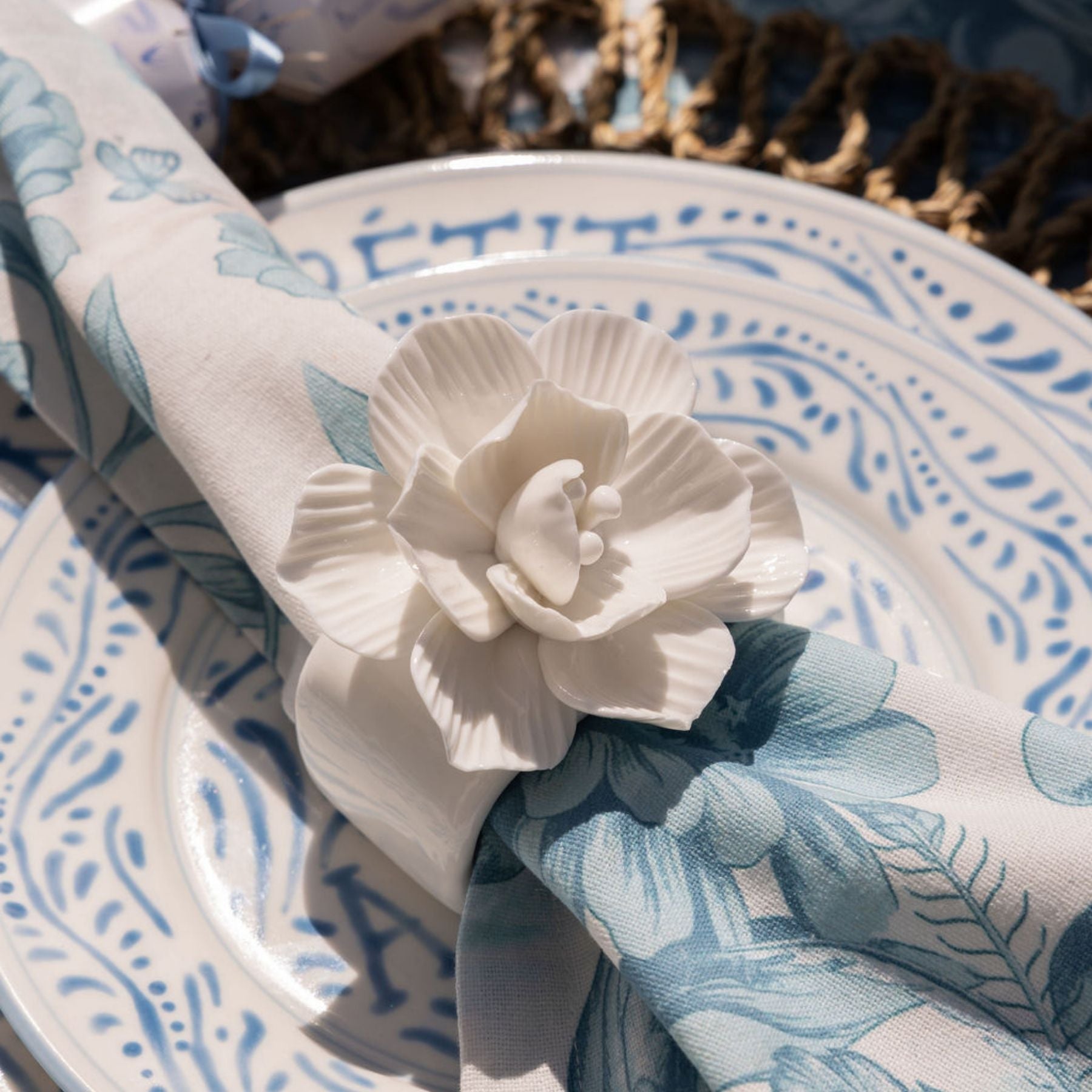 Fleur Napkin Ring (Set of 4) - LUXE AND BEAU