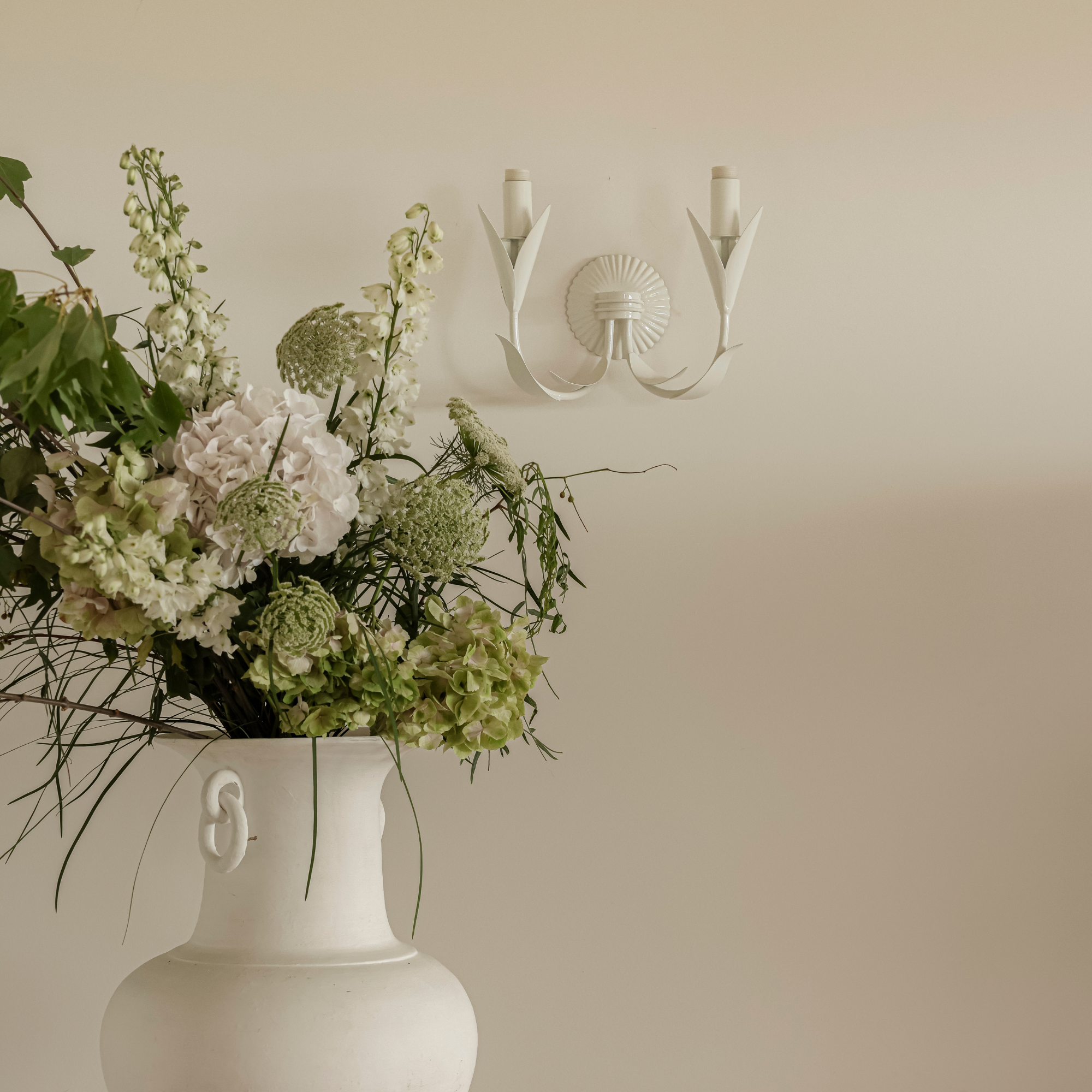 La Fleur Ivory Wall Sconce - LUXE AND BEAU