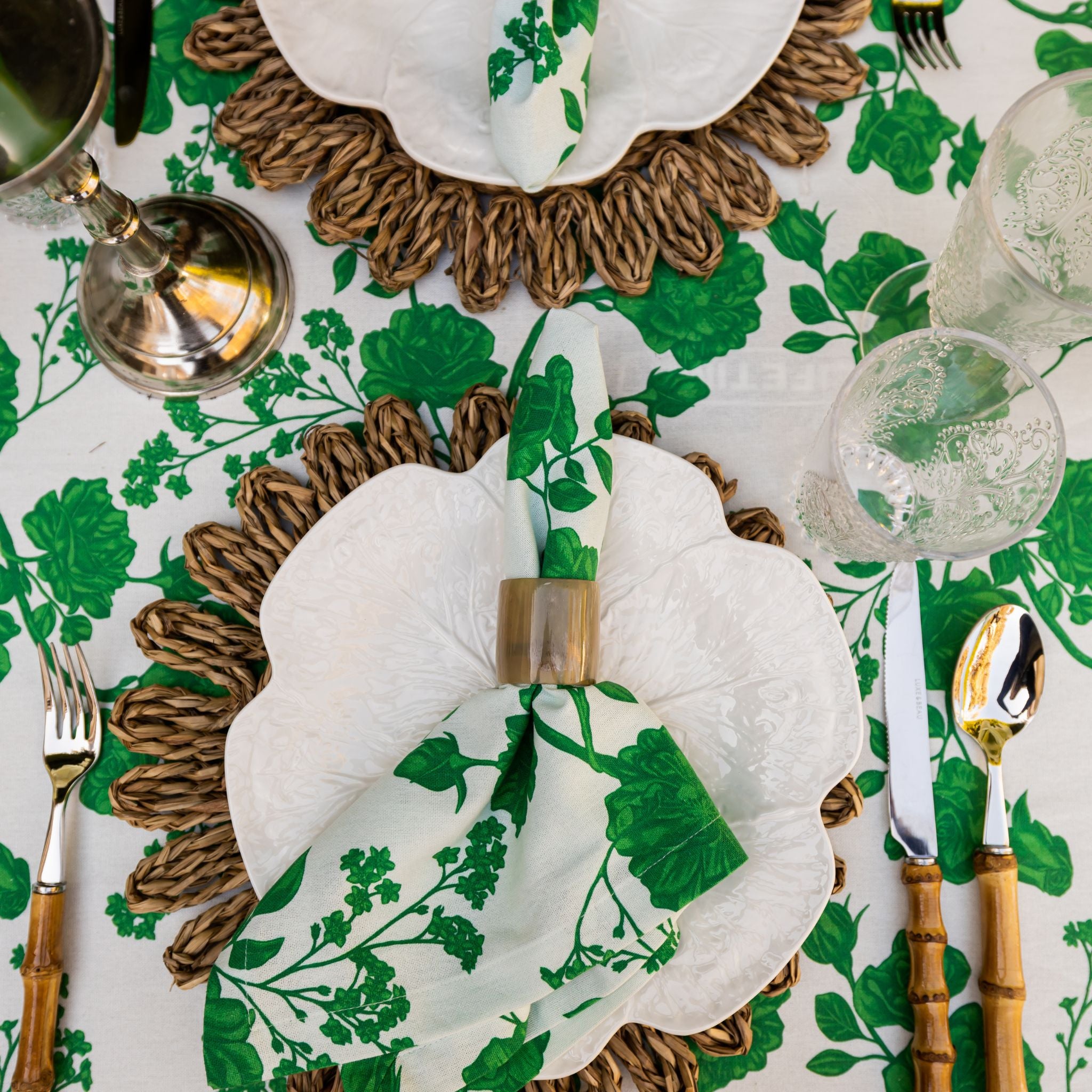 White Cabbage Dinner Plate - LUXE AND BEAU