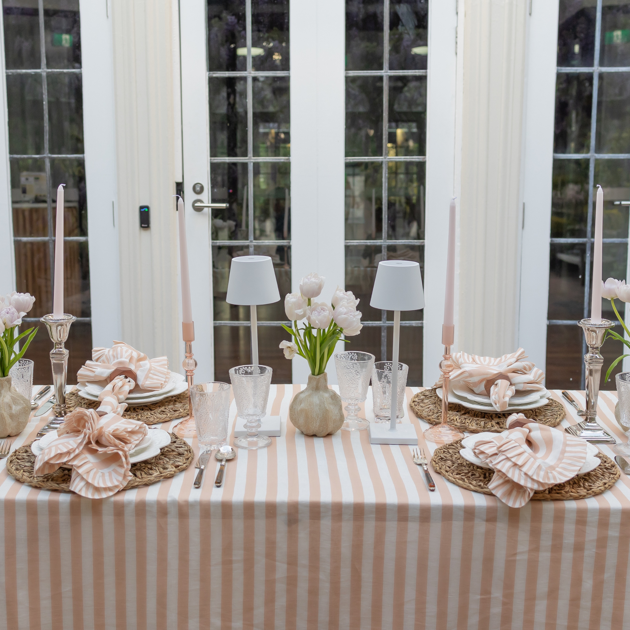 Seagrass Daisy Placemat (Set of 4) - LUXE AND BEAU
