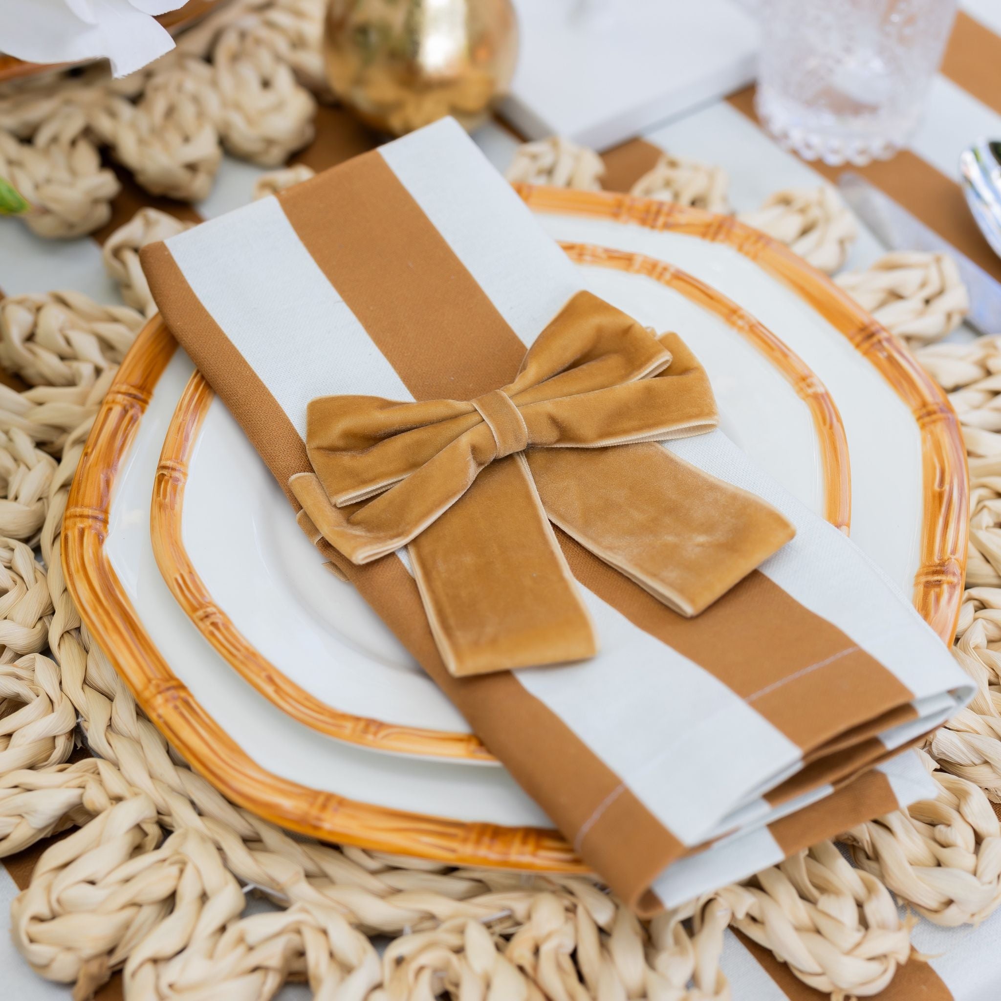 Lusso Placemat (Set of 4) - LUXE AND BEAU