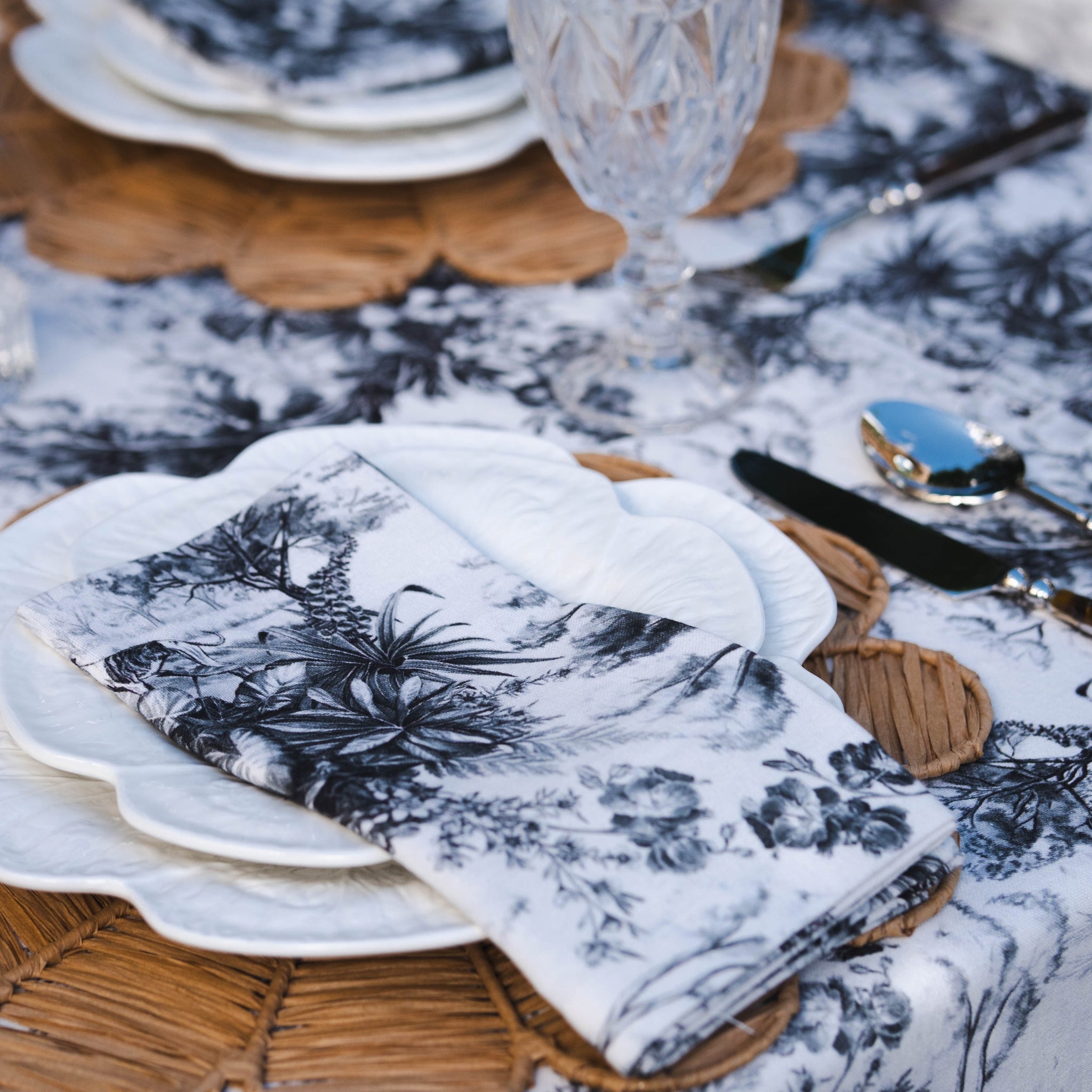 White Cabbage Starter Plate - LUXE AND BEAU