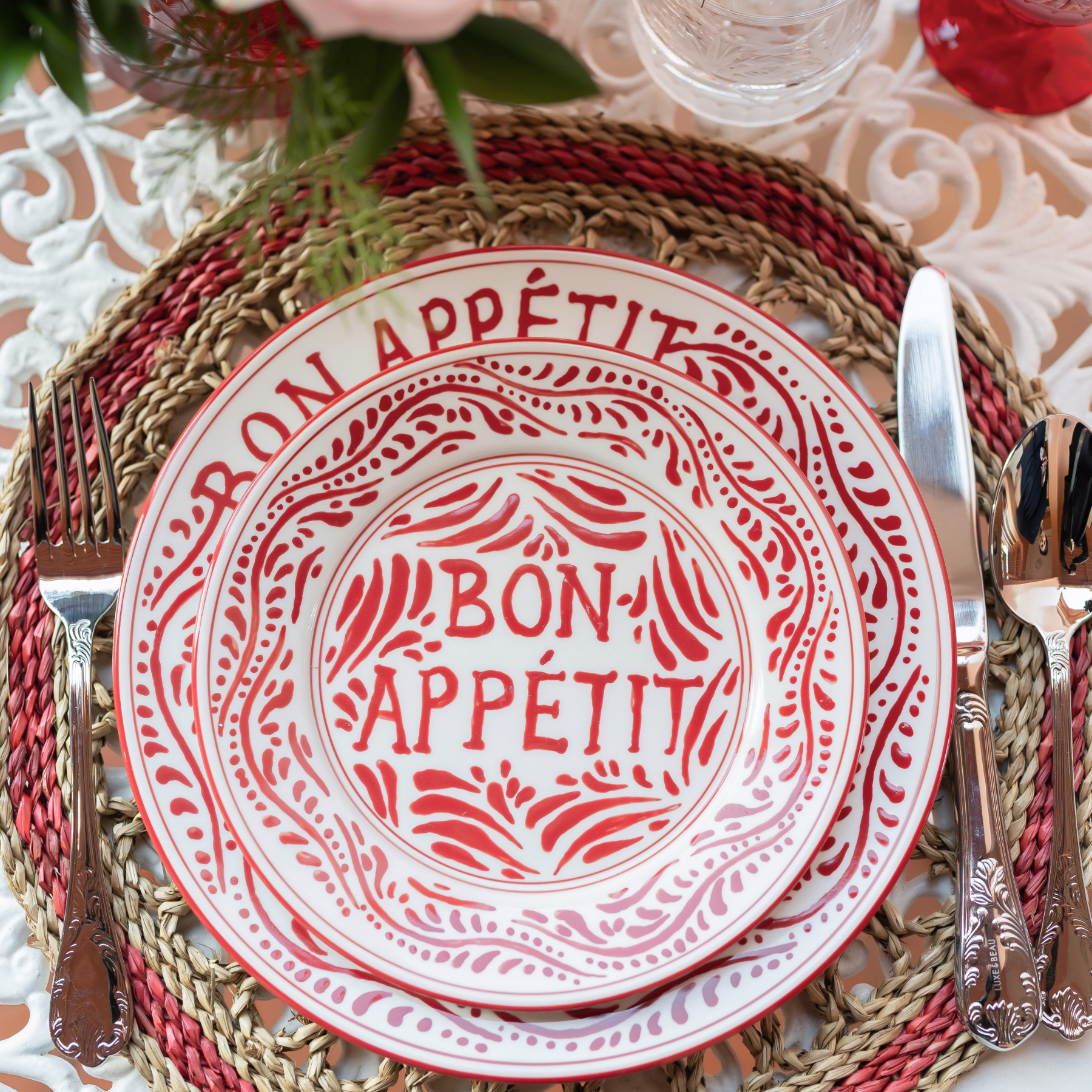 Ruby Octagon Seagrass Placemat (Set of 4) - LUXE AND BEAU