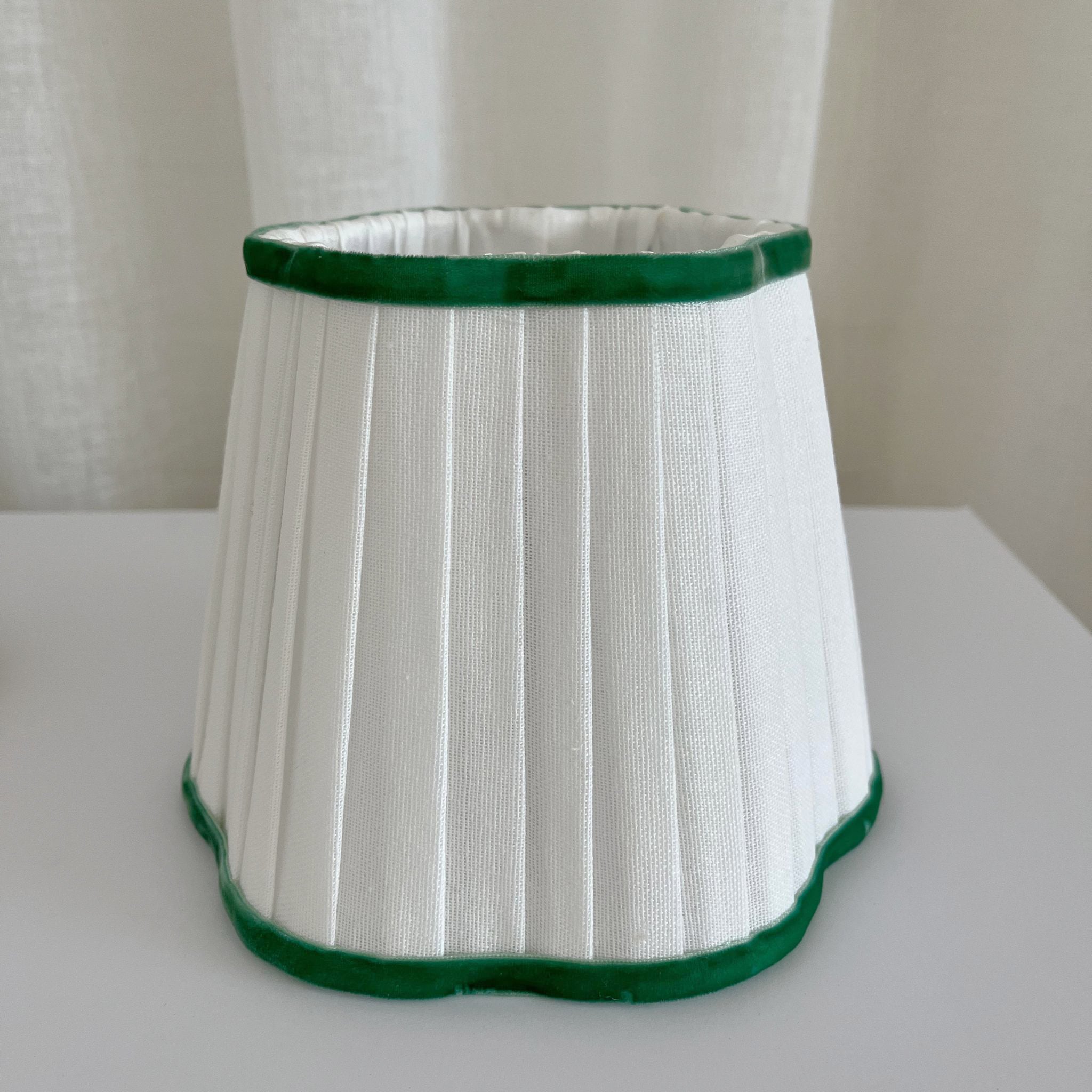 Buy Luxe Cushions & Linens - Green Scallop Shade USB Table Lamp - By Luxe & Beau Designs 