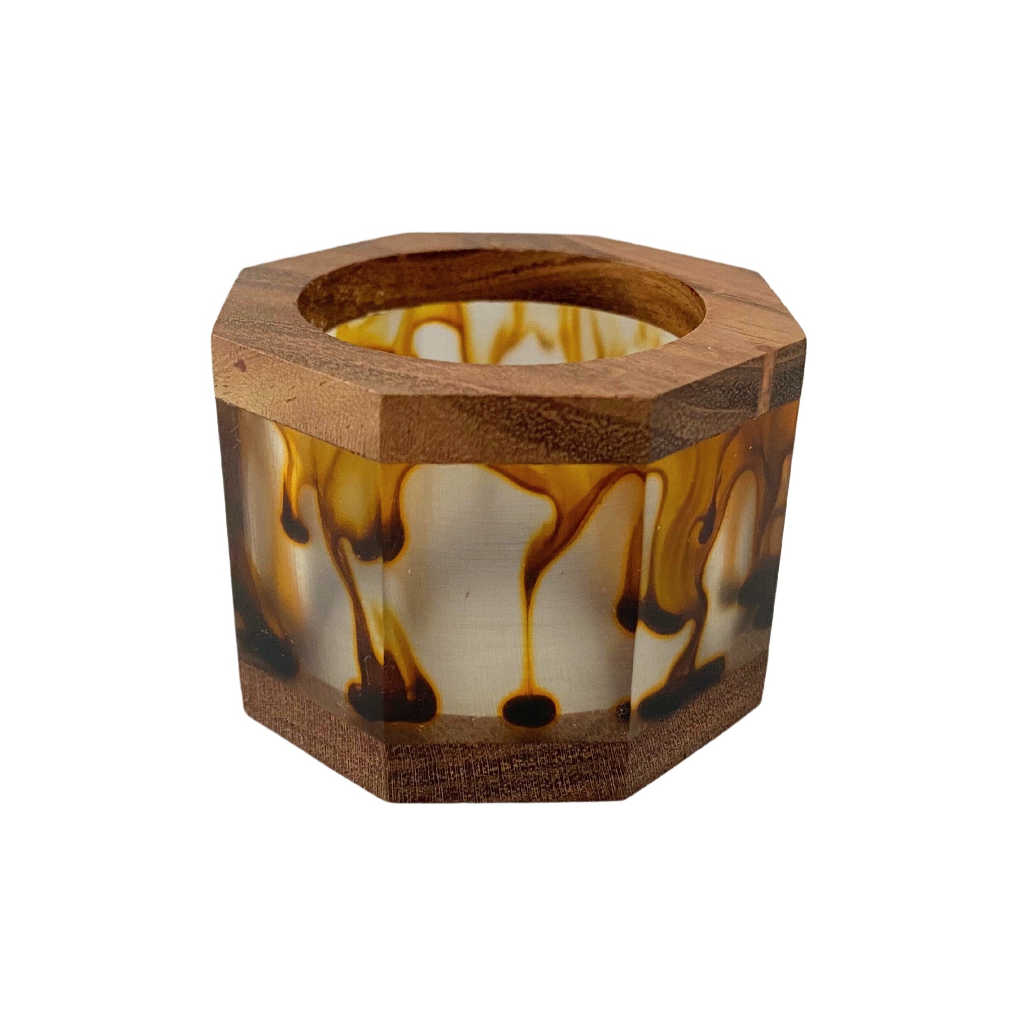 Buy Luxe Cushions & Linens - Resin and Wood Napkin Ring (Set of 4) - By Luxe & Beau Designs 